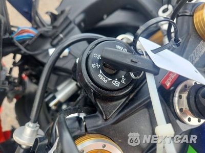 Zdjęcie 8 z 9 samochodu: 2021 APRILIA RSV4 1100 FACTORY VIN:ZD4KYUB03MS000238 - miniatura