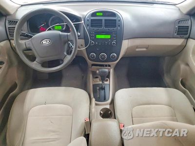 Zdjęcie 8 z 12 samochodu: 2007 KIA SPECTRA LX VIN:KNAFE121975432894 - miniatura