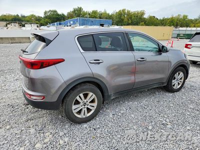 Trzecie zdjęcie samochodu z tyłu: 2017 KIA SPORTAGE LX VIN:KNDPMCAC0H7163764 - miniatura