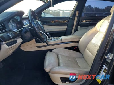 Zdjęcie 7 z 12 samochodu: 2012 BMW 750 LI VIN:WBAKB8C5XCC852431 - miniatura