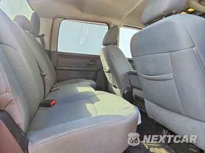 Zdjęcie 11 z 13 samochodu: 2013 RAM 3500 ST VIN:3C63RRGLXDG597898 - miniatura