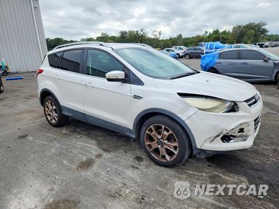 Czwarte zdjęcie samochodu z boku: 2015 FORD ESCAPE TITANIUM VIN:1FMCU0J96FUA94820 - miniatura