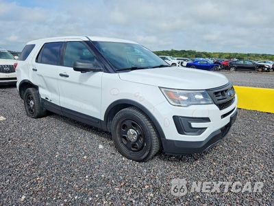 Czwarte zdjęcie samochodu z boku: 2017 FORD EXPLORER POLICE INTERCEPTOR VIN:1FM5K8AR0HGE14048 - miniatura