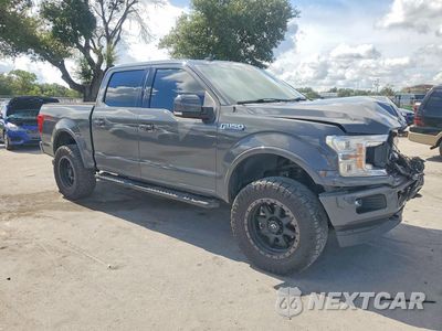 Czwarte zdjęcie samochodu z boku: 2018 FORD F150 SUPERCREW VIN:1FTEW1E58JFD52188 - miniatura