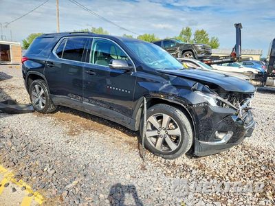 Czwarte zdjęcie samochodu z boku: 2019 CHEVROLET TRAVERSE LT VIN:1GNEVHKW1KJ261617 - miniatura