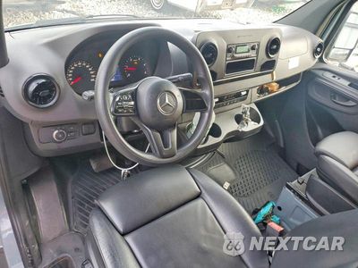 Zdjęcie 8 z 13 samochodu: 2023 MERCEDES-BENZ SPRINTER 2500 VIN:W1Y4NBHY8PT140570 - miniatura