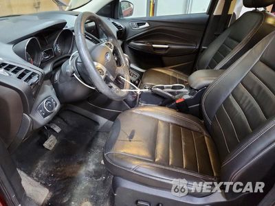 Zdjęcie 7 z 13 samochodu: 2016 FORD ESCAPE TITANIUM VIN:1FMCU9J92GUC48865 - miniatura