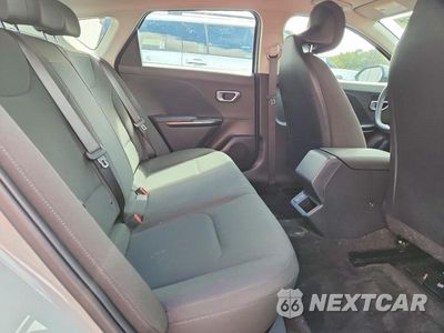 Zdjęcie 10 z 12 samochodu: 2026 KIA K4 LXS VIN:3KPFT4DE3TE276120 - miniatura