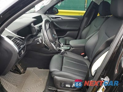 Zdjęcie 7 z 13 samochodu: 2021 BMW X3 XDRIVE30E VIN:5UXTS1C05M9D75295 - miniatura