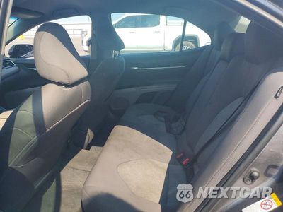 Zdjęcie 10 z 12 samochodu: 2018 TOYOTA CAMRY LE VIN:4T1B11HK4JU141399 - miniatura