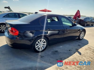 Trzecie zdjęcie samochodu z tyłu: 2007 BMW 3ER I VIN:WBAVA33537KX71687 - miniatura