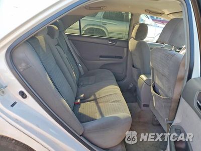 Zdjęcie 10 z 13 samochodu: 2005 TOYOTA CAMRY LE VIN:4T1BE32KX5U534094 - miniatura