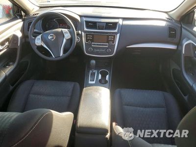 Zdjęcie 8 z 12 samochodu: 2018 NISSAN ALTIMA 2.5 S VIN:1N4AL3AP0JC471659 - miniatura