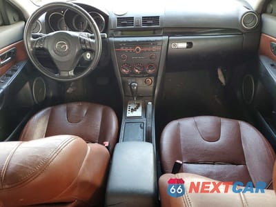 Zdjęcie 8 z 12 samochodu: 2005 MAZDA 3 HATCHBACK VIN:JM1BK143851264775 - miniatura