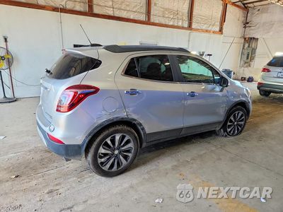 Trzecie zdjęcie samochodu z tyłu: 2020 BUICK ENCORE ESSENCE VIN:KL4CJGSB7LB037390 - miniatura
