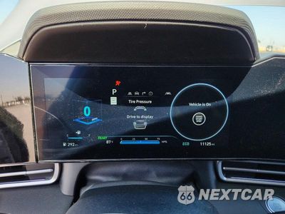 Zdjęcie 9 z 13 samochodu: 2025 HYUNDAI ELANTRA LIMITED VIN:KMHLN4DJ1SU141529 - miniatura
