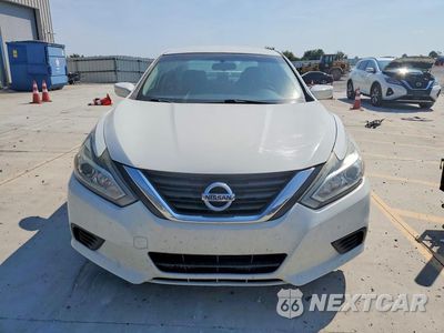 Piąte zdjęcie samochodu w środku: 2016 NISSAN ALTIMA 2.5 S VIN:1N4AL3AP0GN313576 - miniatura