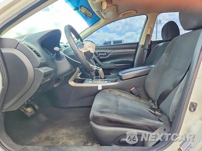 Zdjęcie 7 z 13 samochodu: 2015 NISSAN ALTIMA 2.5 S VIN:1N4AL3AP5FC486553 - miniatura