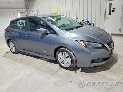 Czwarte zdjęcie samochodu z boku: 2019 NISSAN LEAF S VIN:1N4AZ1CPXKC308082 - miniatura