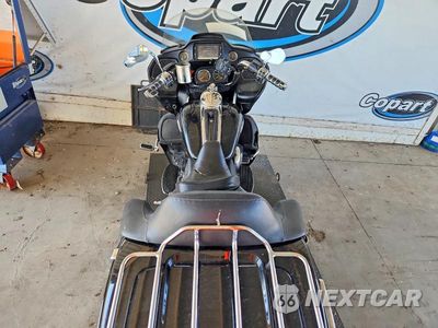 Zdjęcie 6 z 9 samochodu: 2016 HARLEY-DAVIDSON FLTRU VIN:1HD1KGL19GB648042 - miniatura