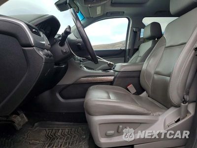Zdjęcie 7 z 14 samochodu: 2018 CHEVROLET TAHOE K1500 LT VIN:1GNSKBKC2JR213171 - miniatura