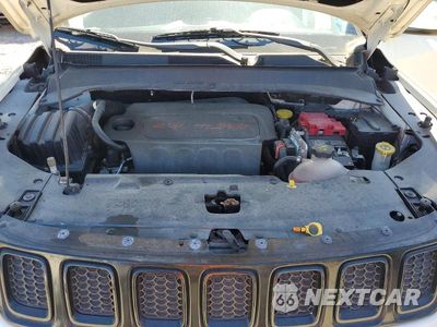 Zdjęcie 12 z 13 samochodu: 2019 JEEP COMPASS LATITUDE VIN:3C4NJDBB8KT598465 - miniatura