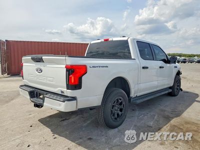 Trzecie zdjęcie samochodu z tyłu: 2025 FORD F150 LIGHTNING XLT VIN:1FTVW3LK5SWG05909 - miniatura