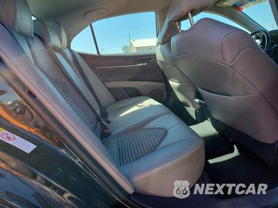 Zdjęcie 10 z 12 samochodu: 2018 TOYOTA CAMRY SE VIN:4T1B11HK2JU529781 - miniatura