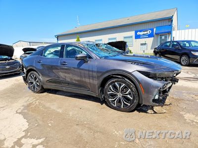 Czwarte zdjęcie samochodu z boku: 2023 TOYOTA CROWN XLE VIN:JTDAAAAF9P3000758 - miniatura