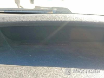 Zdjęcie 9 z 13 samochodu: 2015 TOYOTA PRIUS TWO VIN:JTDKN3DU6F1900543 - miniatura