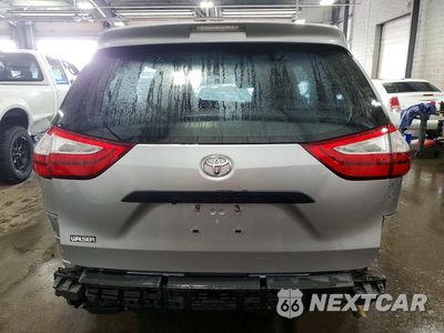 Zdjęcie 6 z 13 samochodu: 2017 TOYOTA SIENNA L 7-PASSENGER VIN:5TDZZ3DC8HS886886 - miniatura