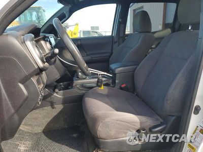 Zdjęcie 7 z 13 samochodu: 2017 TOYOTA TACOMA SR5 V6 VIN:5TFDZ5BN7HX017197 - miniatura