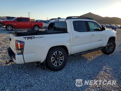 Trzecie zdjęcie samochodu z tyłu: 2020 TOYOTA TACOMA TRD SPORT VIN:3TMAZ5CN1LM134709 - miniatura