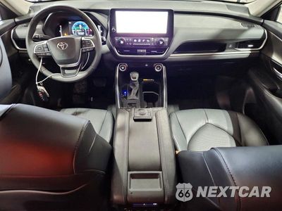 Zdjęcie 8 z 14 samochodu: 2026 TOYOTA GRAND HIGHLANDER XLE VIN:5TDAAAB55TS131099 - miniatura