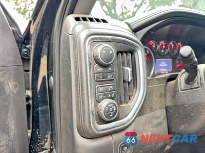 Zdjęcie 11 z 14 samochodu: 2019 CHEVROLET SILVERADO K1500 LTZ VIN:3GCUYGED0KG178942 - miniatura