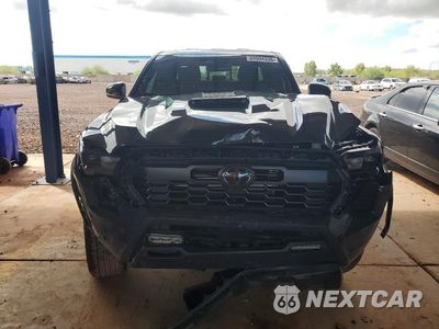 Piąte zdjęcie samochodu w środku: 2025 TOYOTA TACOMA TRD SPORT VIN:3TYLB5JN6ST071108 - miniatura