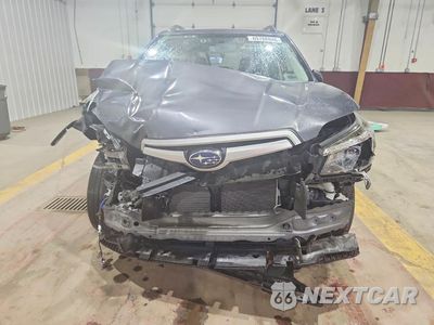 Piąte zdjęcie samochodu w środku: 2020 SUBARU FORESTER PREMIUM VIN:JF2SKAJC2LH482009 - miniatura