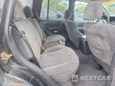 Zdjęcie 11 z 14 samochodu: 2001 JEEP GRAND CHEROKEE LAREDO VIN:1J4GW48S11C640853 - miniatura