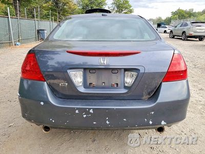 Zdjęcie 6 z 12 samochodu: 2007 HONDA ACCORD EX VIN:1HGCM66827A099508 - miniatura