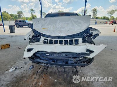 Piąte zdjęcie samochodu w środku: 2016 JEEP GRAND CHEROKEE LIMITED VIN:1C4RJEBG2GC422310 - miniatura
