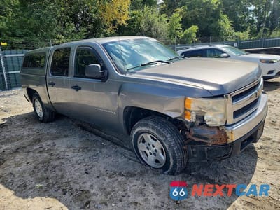 Czwarte zdjęcie samochodu z boku: 2007 CHEVROLET SILVERADO K1500 CREW CAB VIN:2GCEK13C771698973 - miniatura