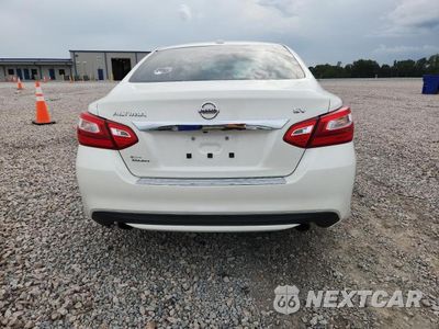 Zdjęcie 6 z 12 samochodu: 2017 NISSAN ALTIMA 2.5 SV VIN:1N4AL3AP8HC126907 - miniatura