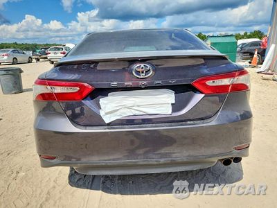 Zdjęcie 6 z 12 samochodu: 2018 TOYOTA CAMRY SE VIN:4T1B11HK7JU581116 - miniatura