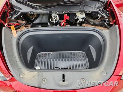 Zdjęcie 11 z 13 samochodu: 2024 TESLA MODEL Y VIN:7SAYGAEE4RF067176 - miniatura
