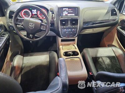 Zdjęcie 8 z 13 samochodu: 2017 DODGE GRAND CARAVAN SXT VIN:2C4RDGCG1HR696317 - miniatura