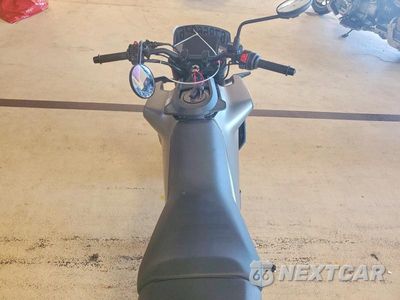 Zdjęcie 6 z 9 samochodu: 2024 HUSQVARNA VITPILEN 401/SVARTPILEN 401 VIN:MD2JUJ407RN208735 - miniatura
