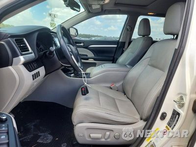 Zdjęcie 7 z 13 samochodu: 2014 TOYOTA HIGHLANDER XLE VIN:5TDKKRFH2ES030514 - miniatura