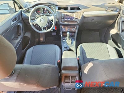 Zdjęcie 8 z 12 samochodu: 2021 VOLKSWAGEN TIGUAN S VIN:3VV0B7AX0MM078622 - miniatura