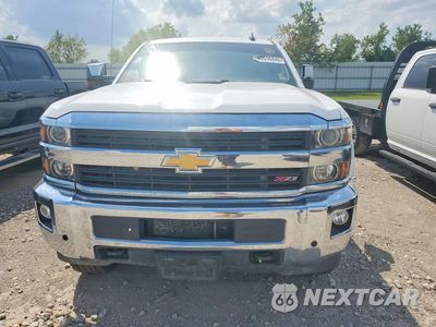 Piąte zdjęcie samochodu w środku: 2016 CHEVROLET SILVERADO K2500 HEAVY DUTY LTZ VIN:1GC1KWE8XGF301754 - miniatura