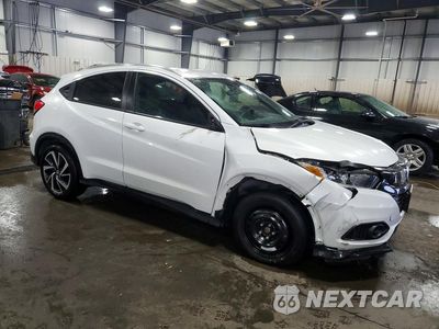 Czwarte zdjęcie samochodu z boku: 2019 HONDA HR-V SPORT VIN:3CZRU6H18KM706395 - miniatura